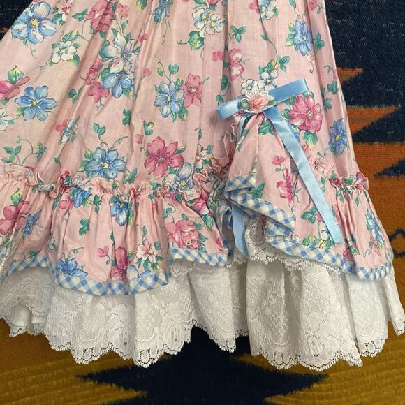 Vintage Mini World Ruffled Floral Dress. USA. 100% Cotton. Size 4T. Rare. - Picture 3 of 16